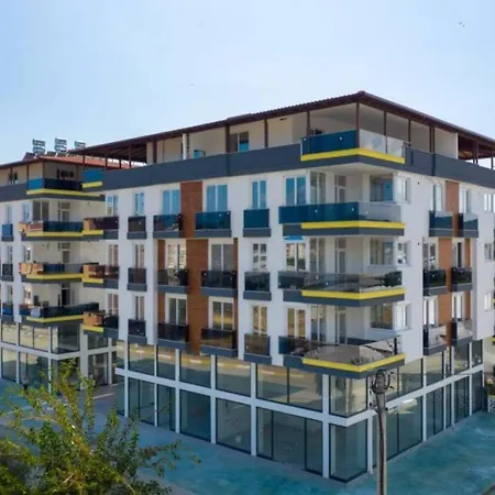 Antalya Demre De Havuzlu Sitede Lux Esyali Apart
