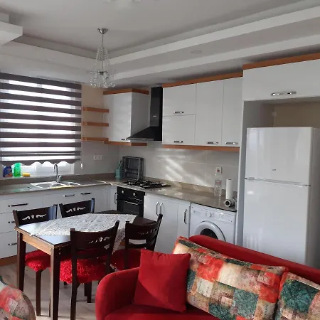 Antalya Demre De Havuzlu Sitede Lux Esyali Apart