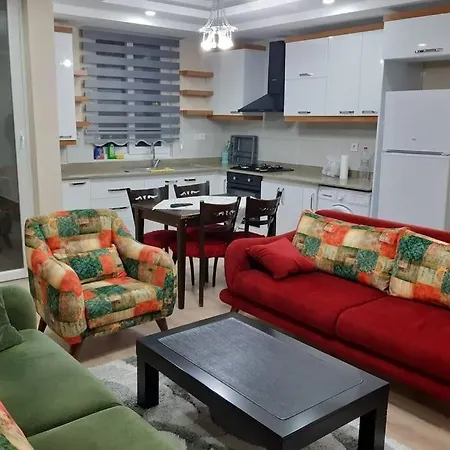 Antalya Demre De Havuzlu Sitede Lux Esyali Apart Cakirlar