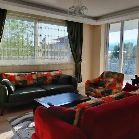 Antalya Demre De Havuzlu Sitede Lux Esyali Apart アパート *