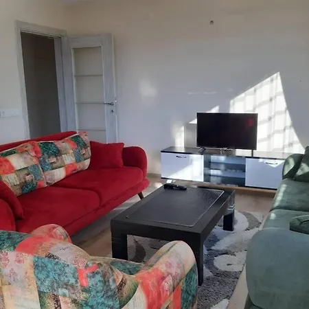 Antalya Demre De Havuzlu Sitede Lux Esyali Apart